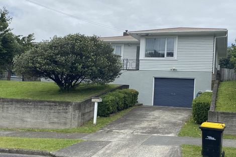Photo of property in 3 Pembroke Street, Tawa, Wellington, 5028