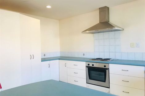 Photo of property in 11 Claywest Place, Glen Eden, Auckland, 0602