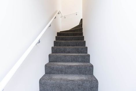 Photo of property in 18 Dahl Drive, Wallaceville, Upper Hutt, 5018