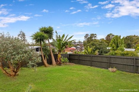 Photo of property in 24 Willerton Avenue, New Lynn, Auckland, 0600