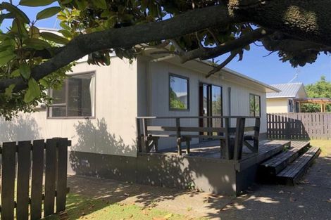 Photo of property in 45a Sutton Crescent, Papakura, 2110