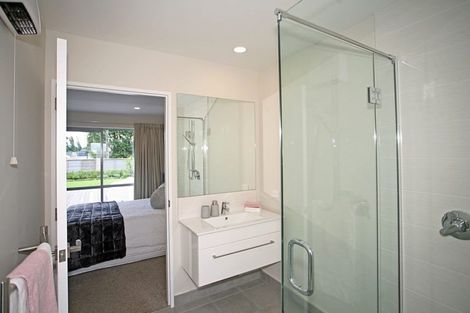 Photo of property in 200 Racecourse Road, Sockburn, Christchurch, 8042