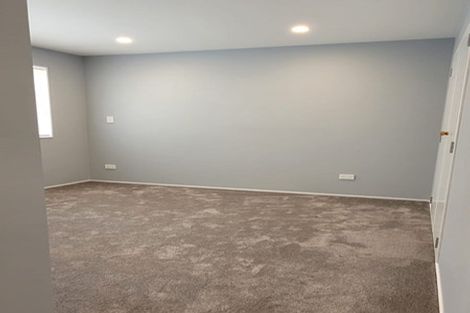 Photo of property in 37 Santa Monica Place, Goodwood Heights, Auckland, 2105