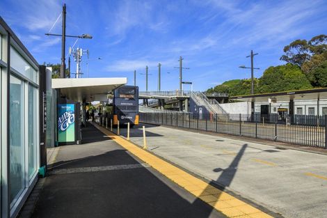 Photo of property in 1/285 Sunset Road, Sunnynook, Auckland, 0632