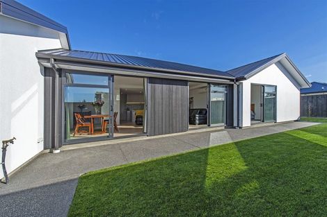 Photo of property in 11 Tulett Park Drive, Casebrook, Christchurch, 8051