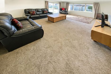Photo of property in 44 Ti Rakau Drive, Woolston, Christchurch, 8023