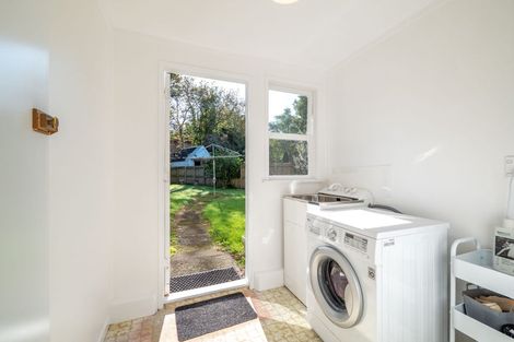 Photo of property in 24 Hope Avenue, Russell, 0202