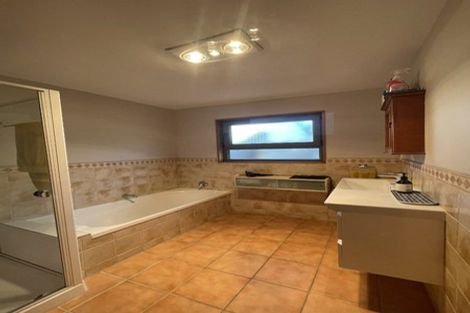 Photo of property in 237a Wainoni Road, Avondale, Christchurch, 8061