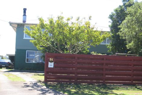 Photo of property in 64 Cobham Crescent, Kelston, Auckland, 0602