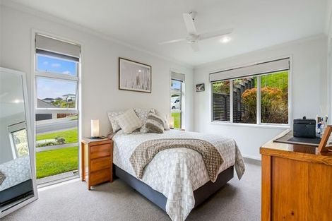 Photo of property in 39 Ridgedale Road, Silverdale, 0932