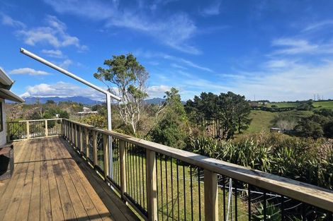 Photo of property in 17a Saint Ives Grove, Whalers Gate, New Plymouth, 4310