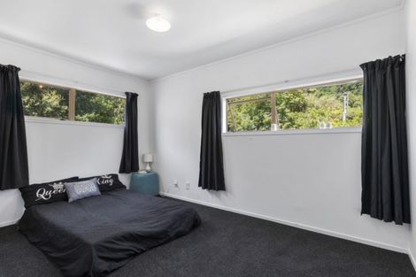 Photo of property in 105 Kamahi Street, Stokes Valley, Lower Hutt, 5019