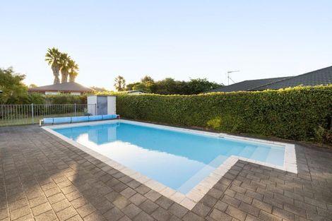 Photo of property in 31 Admiral Crescent, Flagstaff, Hamilton, 3210