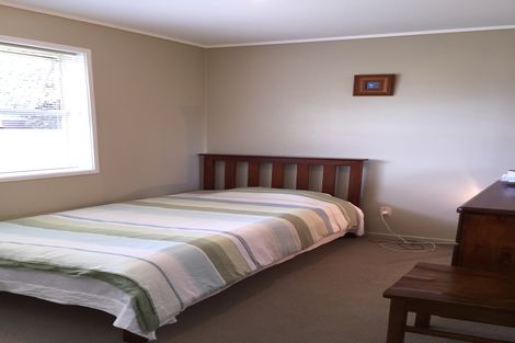 Photo of property in 15 Ashcroft Avenue, Mangere Bridge, Auckland, 2022