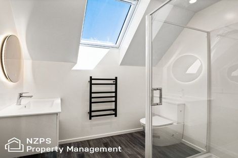 Photo of property in 2/208 Surrey Street, Saint Clair, Dunedin, 9012