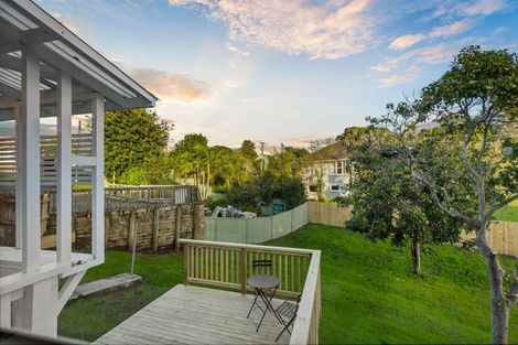 Photo of property in 158 Hutchinson Avenue, New Lynn, Auckland, 0600