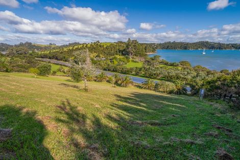 Photo of property in 3 Te Akau Drive, Russell, 0272