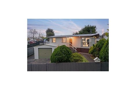 Photo of property in 93 Crawford Avenue, Mangere Bridge, Auckland, 2022