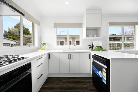 Photo of property in 5 Lovelock Place, Chartwell, Hamilton, 3210