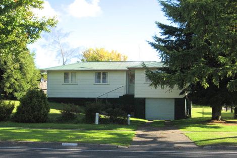 Photo of property in 243 Balmoral Drive, Tokoroa, 3420