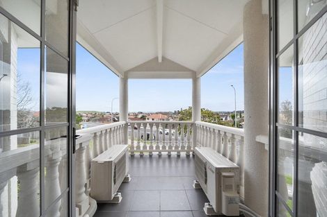 Photo of property in 759 Chapel Road, Dannemora, Auckland, 2016