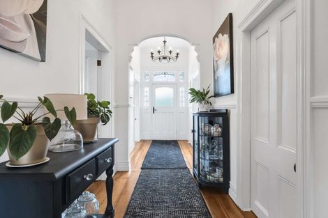 Photo of property in 43 Colombo Road, Waiuku, 2123