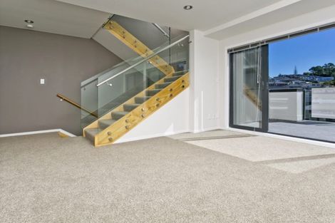 Photo of property in 2/10 Silver Moon Road, Albany Heights, Auckland, 0632