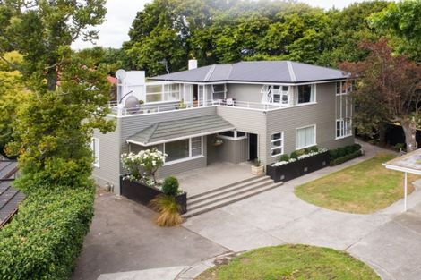 Photo of property in 546 Featherston Street, Roslyn, Palmerston North, 4414