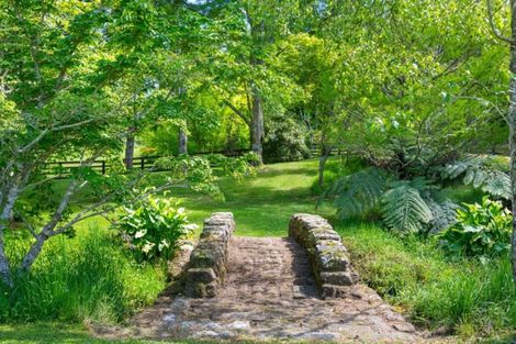 Photo of property in 157 Tikorangi Road East, Tikorangi, Waitara, 4383