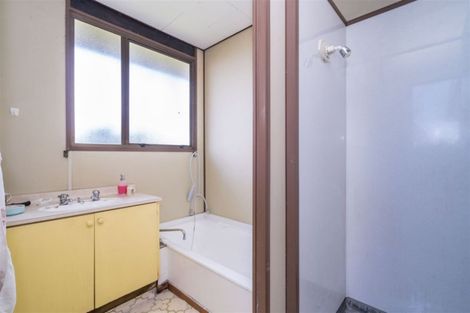 Photo of property in 132 Glenpark Avenue, Maryhill, Dunedin, 9011