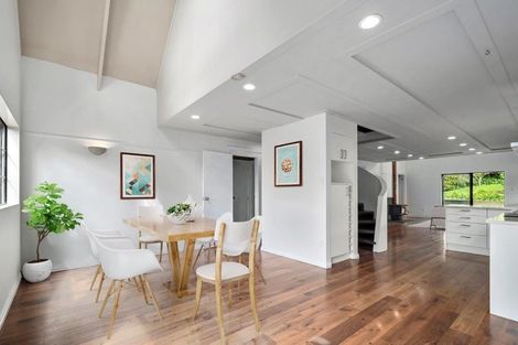 Photo of property in 87 Tawa Road, Kumeu, 0891