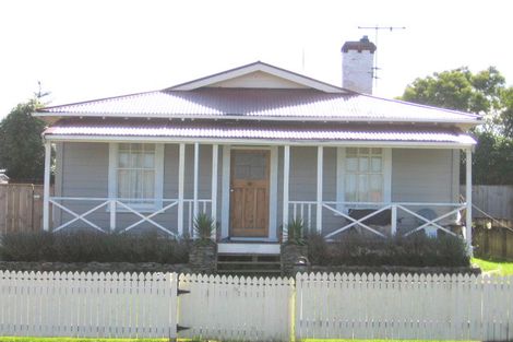 Photo of property in 2/54 Old Wairoa Road, Papakura, 2110