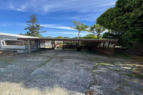 Photo of property in 28 Sunnyfield Crescent, Glenfield, Auckland, 0629