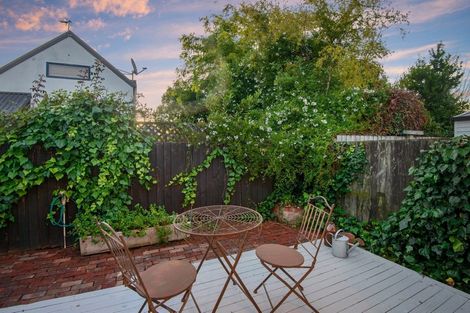 Photo of property in 105 Abberley Crescent, St Albans, Christchurch, 8014