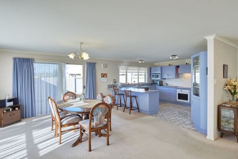 Photo of property in 6 Madison Avenue, Milson, Palmerston North, 4414