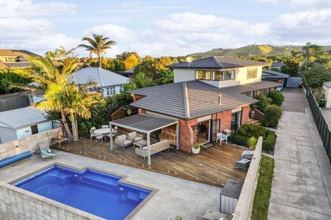 Photo of property in 112 Dickson Road, Papamoa Beach, Papamoa, 3118
