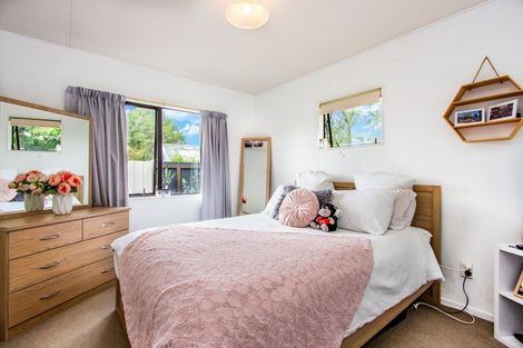 Photo of property in 2 Corinth Place, Sunnybrook, Rotorua, 3015