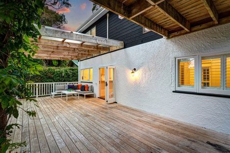 Photo of property in 755 West Coast Road, Oratia, Auckland, 0604