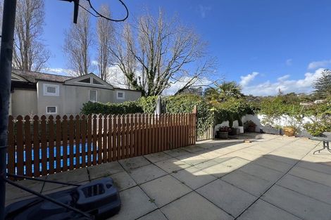 Photo of property in 1/44 Deuxberry Avenue, Northcote, Auckland, 0627