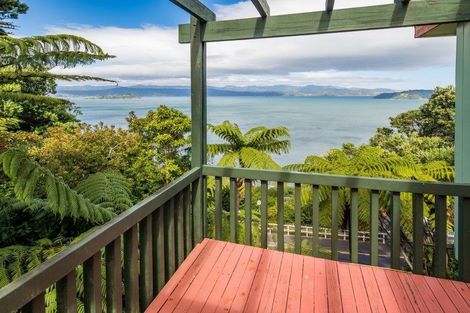 Photo of property in 11 Homebush Road, Khandallah, Wellington, 6035