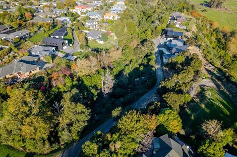 Photo of property in 4 Three Paddock Lane, Fitzherbert, Palmerston North, 4410