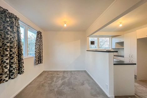 Photo of property in 35 Takapu Street, Henderson, Auckland, 0612