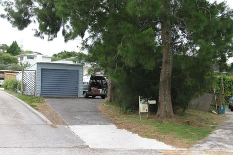 Photo of property in 1/20 Jonathan Place, Sunnynook, Auckland, 0620