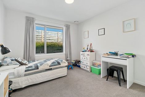 Photo of property in 63 Minaret Ridge, Wanaka, 9305