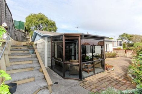 Photo of property in 68 Waiwaka Terrace, Strandon, New Plymouth, 4312