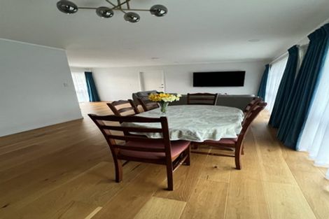 Photo of property in 26 Donzella Place, Conifer Grove, Takanini, 2112