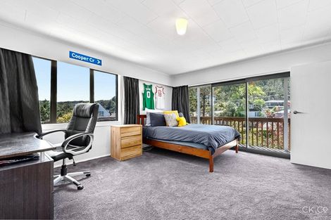 Photo of property in 76 Horoeka Street, Stokes Valley, Lower Hutt, 5019