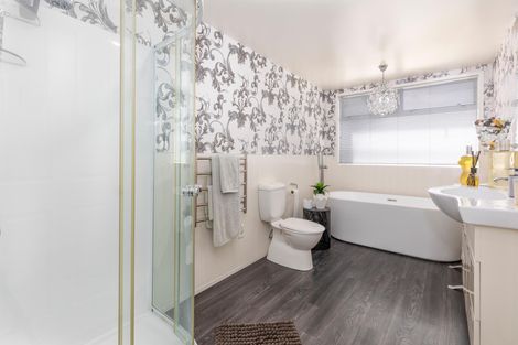 Photo of property in 1402 Glenbrook Road, Glenbrook, Waiuku, 2681