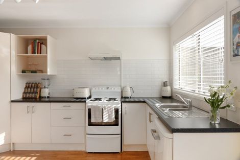 Photo of property in 1 Jonathon Street, Brookfield, Tauranga, 3110