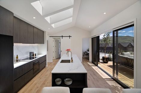 Photo of property in 13 Taurus Lane, Jacks Point, 9371